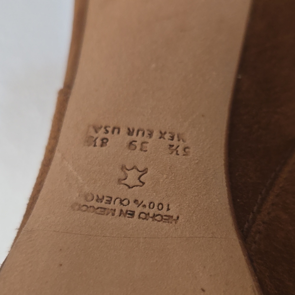 Suede Camel booties 8.5, NWOT - Picture 6 of 10